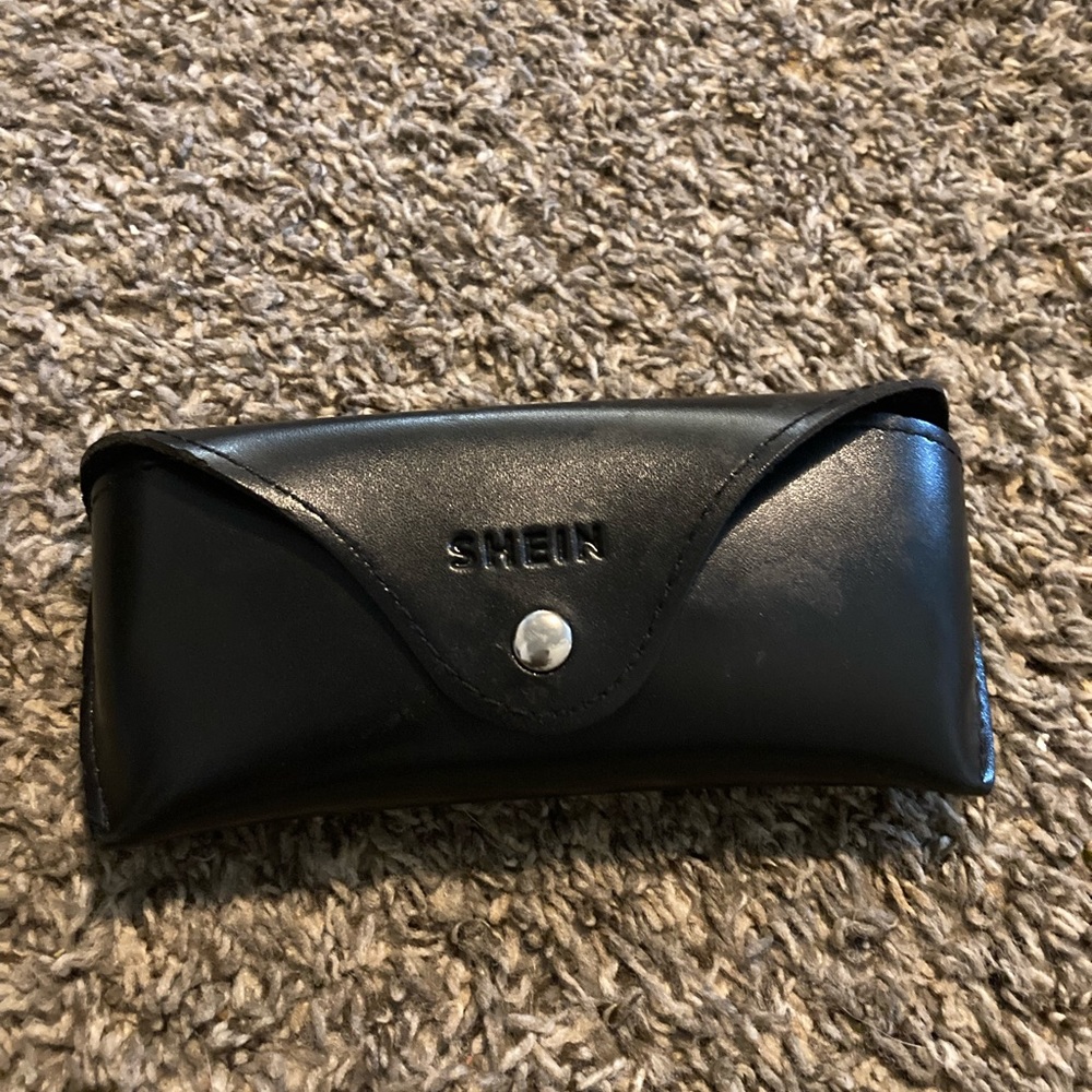 Flat top shield glasses
